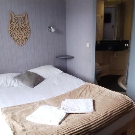 Hotel Des Cevennes Mezilhac Kültér fotó
